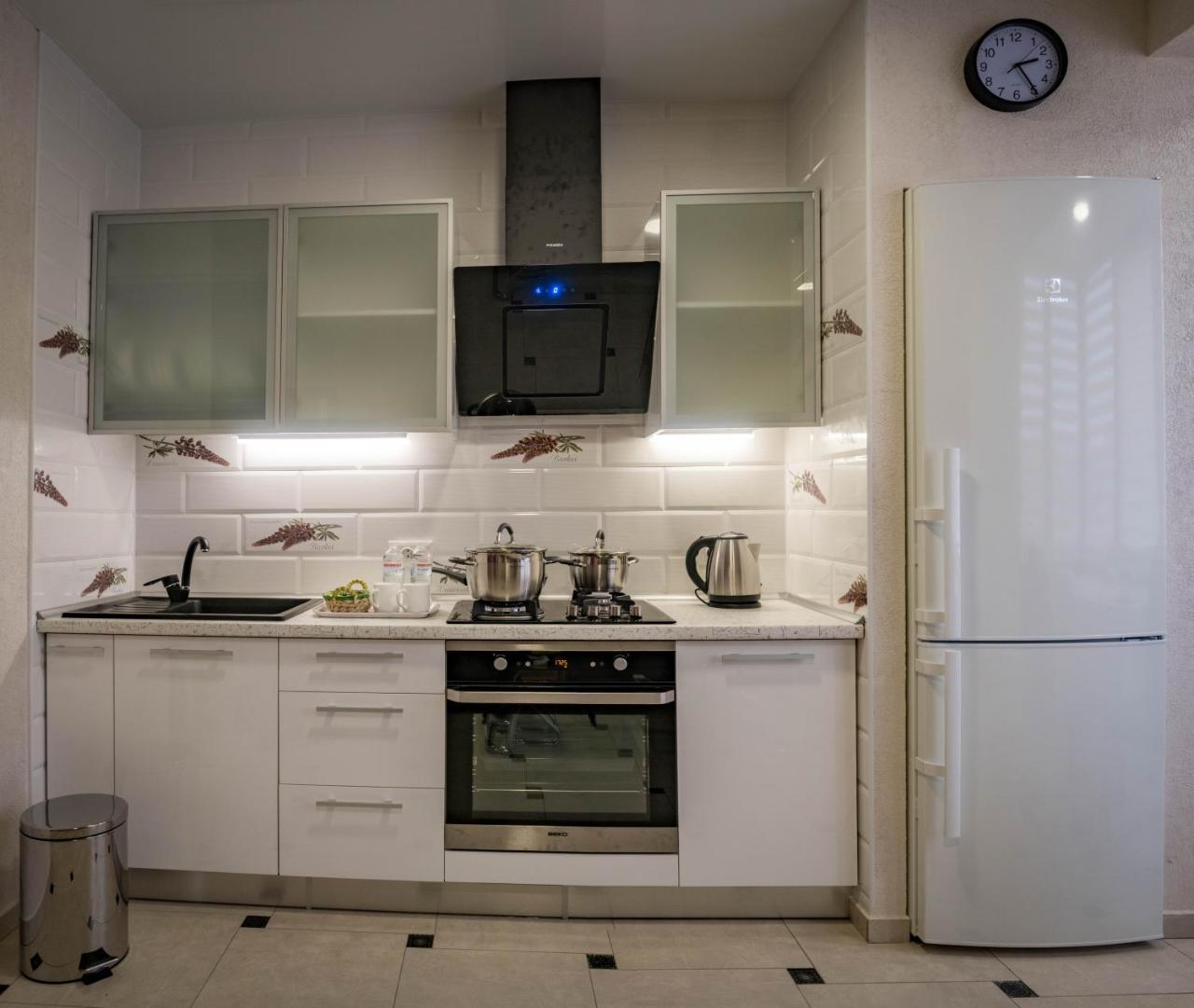 2-room Lux Near Centre Wi-fi Free Apartment Dnipro