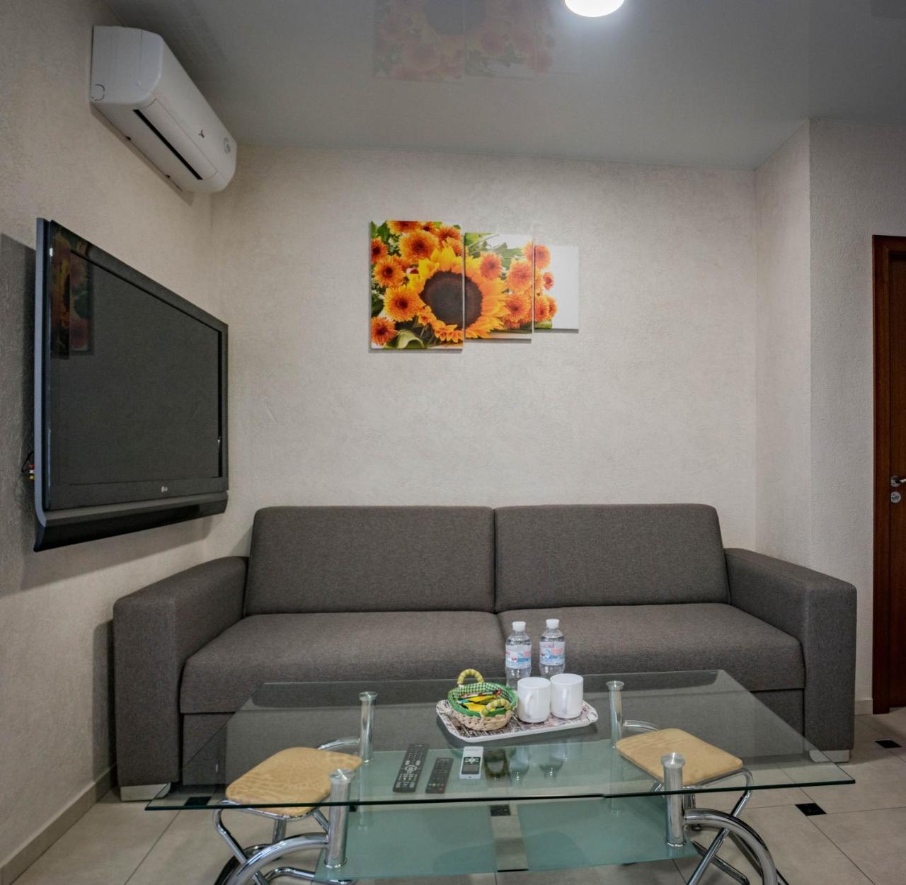 2-room Lux Near Centre Wi-fi Free *